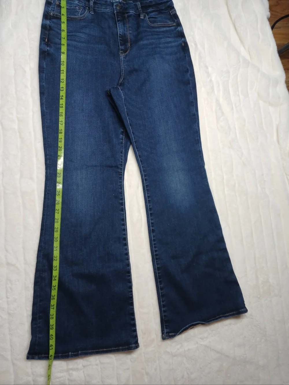 American Eagle Curvy Super High Rise Flare Jeans Size 16 - Picture 6 of 9